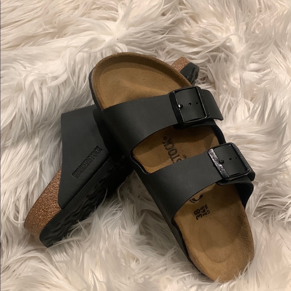 Black Birkenstock Sandals - Picture 5 of 7